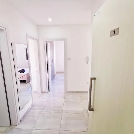 Lägenhet Vasilo Court Seaview Larnaca